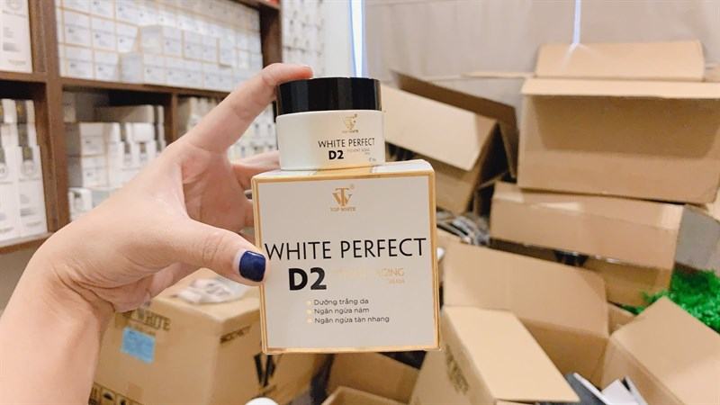 Kem Dưỡng Trắng Da Top White White Perfect D2 Prevent Aging Cream (30g)