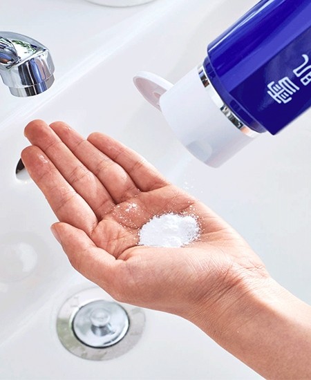Phấn Rửa Mặt Làm Sạch Tế Bào Chết Kosé Sekkisei White Powder Wash (100g) 