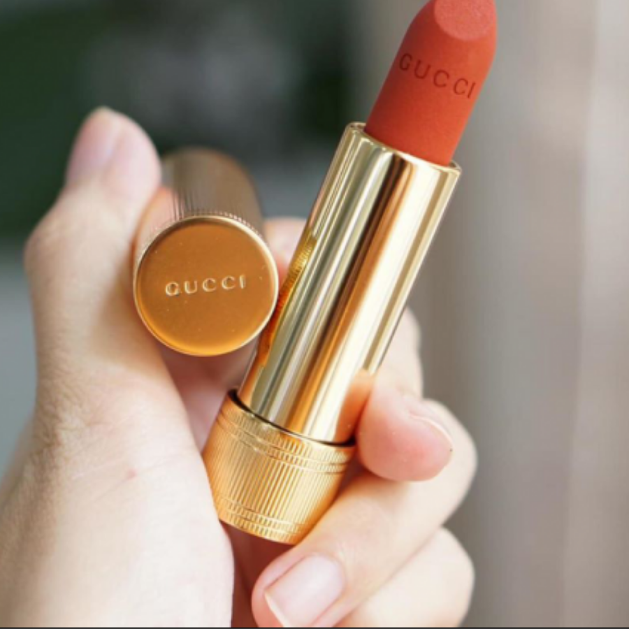 Son Lì Mịn Môi Lâu Trôi Gucci Rouge à Lèvres Voile Lipstick 25 Goldie Red - Màu Đỏ Tươi 