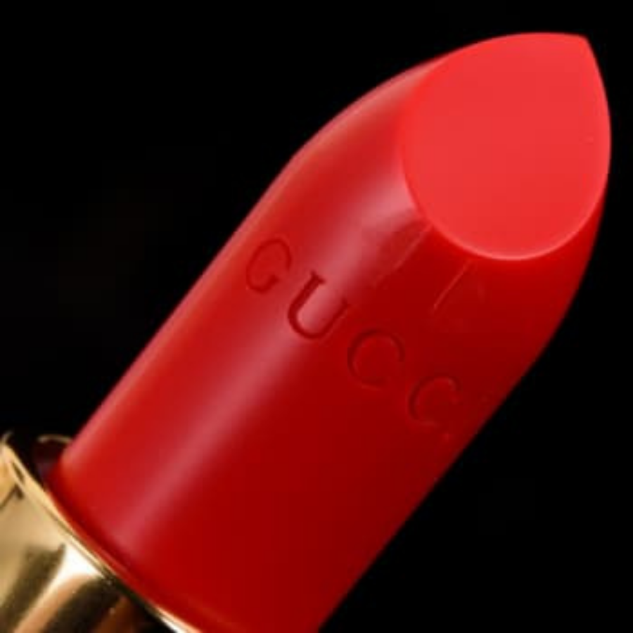 Son Lì Mịn Môi Lâu Trôi Gucci Rouge à Lèvres Voile Lipstick 25 Goldie Red - Màu Đỏ Tươi 