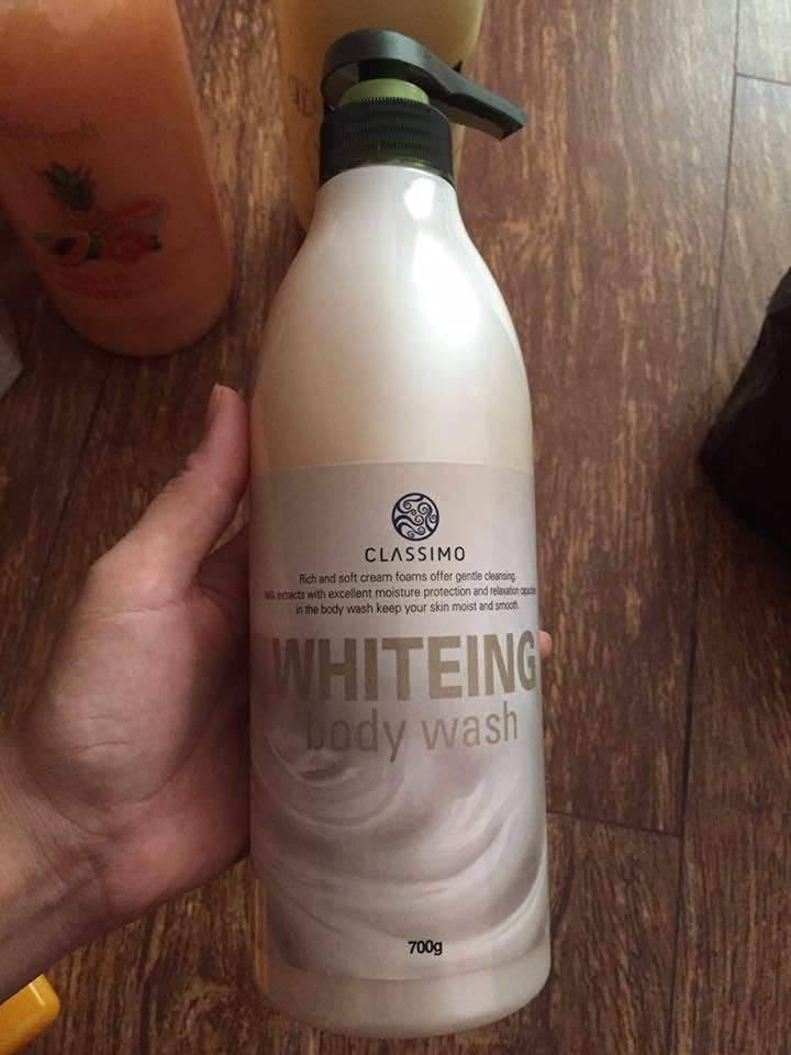 Sữa Tắm Dưỡng Trắng Da Classimo Whitening Body Wash 700ml